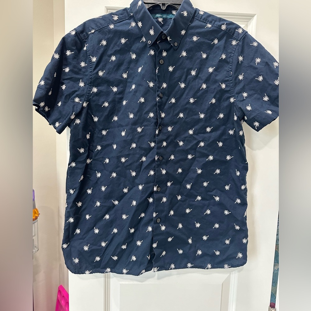 Perry Ellis Men’s Button Up - Picture 3 of 5